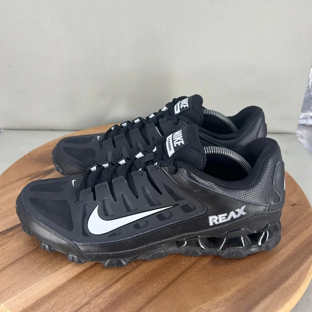 Nike Reax 8 TR Mens Training Shoes Black White 621716-033 Size 11